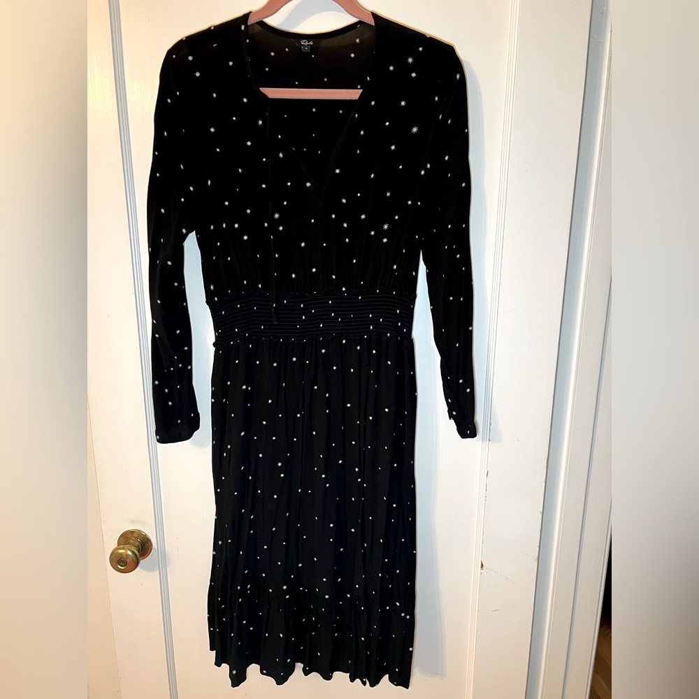 Rails Black and White Star Print Ruffled Sheath Dress